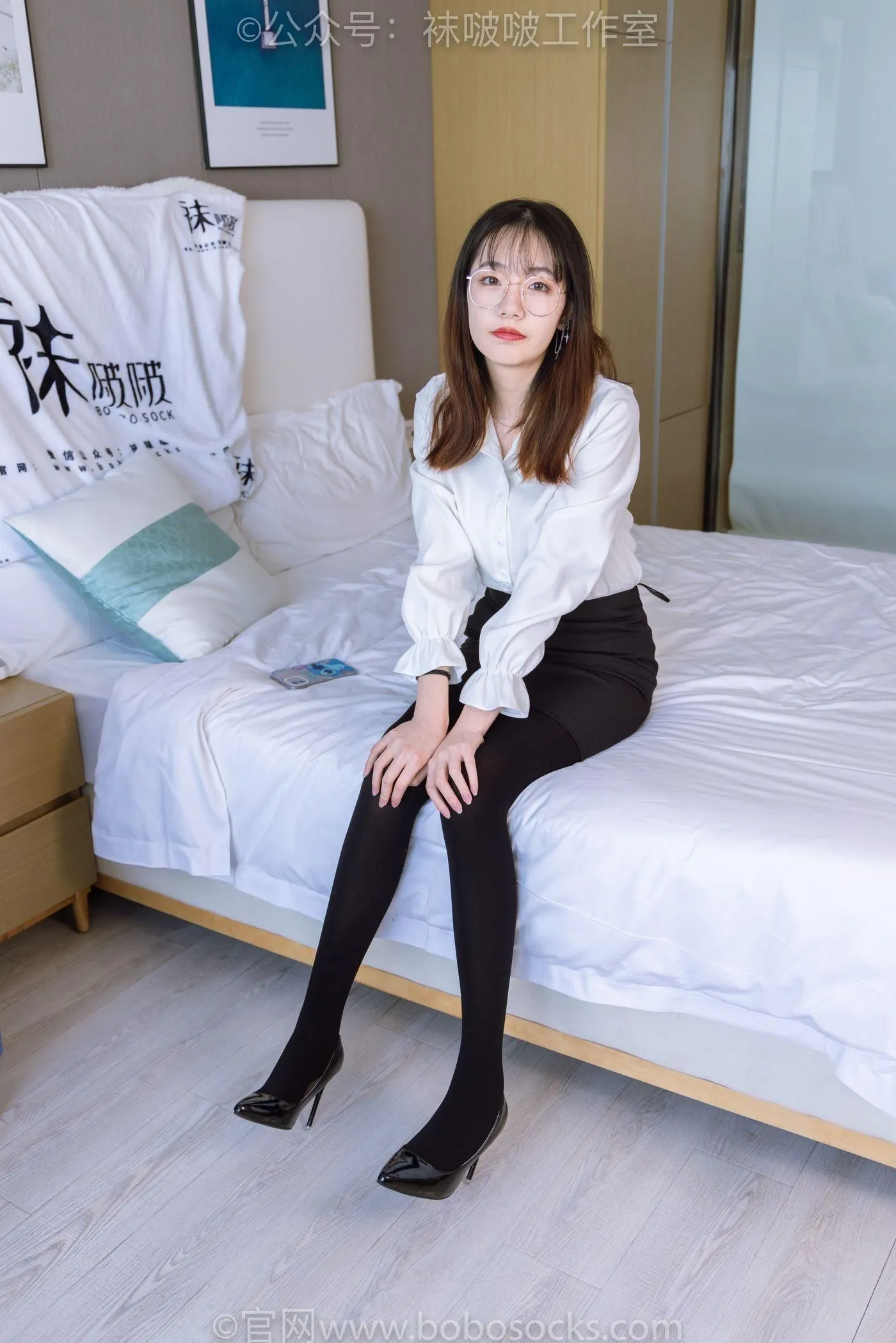 [BoBoSocks袜啵啵]NO.090 小甜豆-高跟鞋、厚黑丝 [140P]插图7